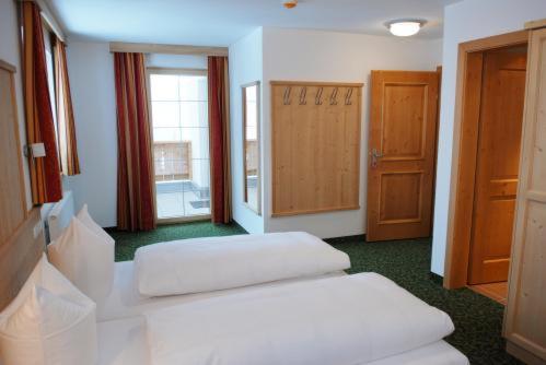 Bacherhof - Doppel- oder Zweibettzimmer - 12