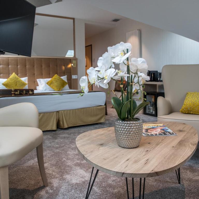 Best Western Beauséjour - Suite Lit King-Size - 7
