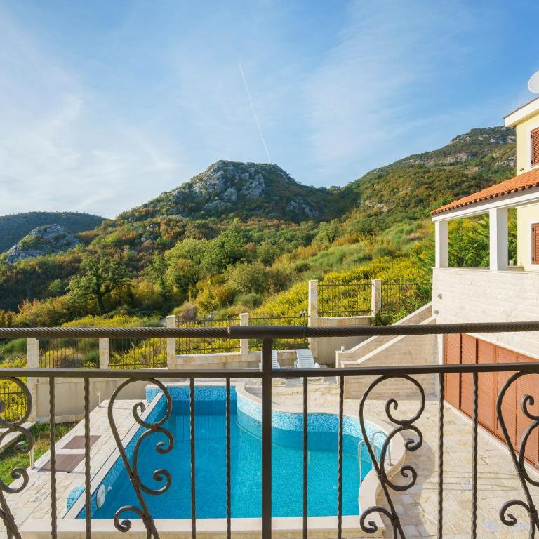 Sunbreeze Delux Vilas - Vila - 10