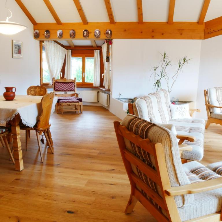 Chesa Delfin - Apartment mit Blick auf die Berge - 10