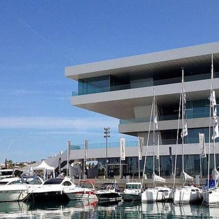Luminoso Apartamento * La Marina de Valencia - Apartamento tres dormitorios - 37