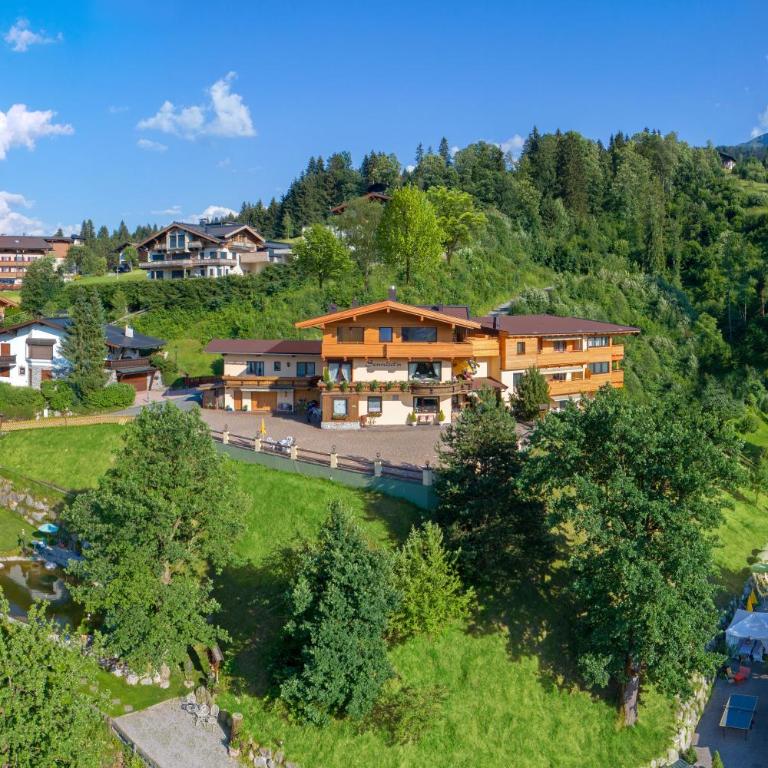 Romantik Aparthotel Sonnleitn - Studio mit Poolblick - 1