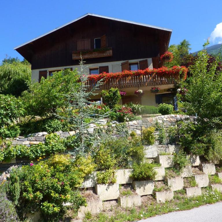 PLEIN SOLEIL appartement avec GARAGE pour SKI TROIS VALLEES et CURE THERMALE - Appartement - 2