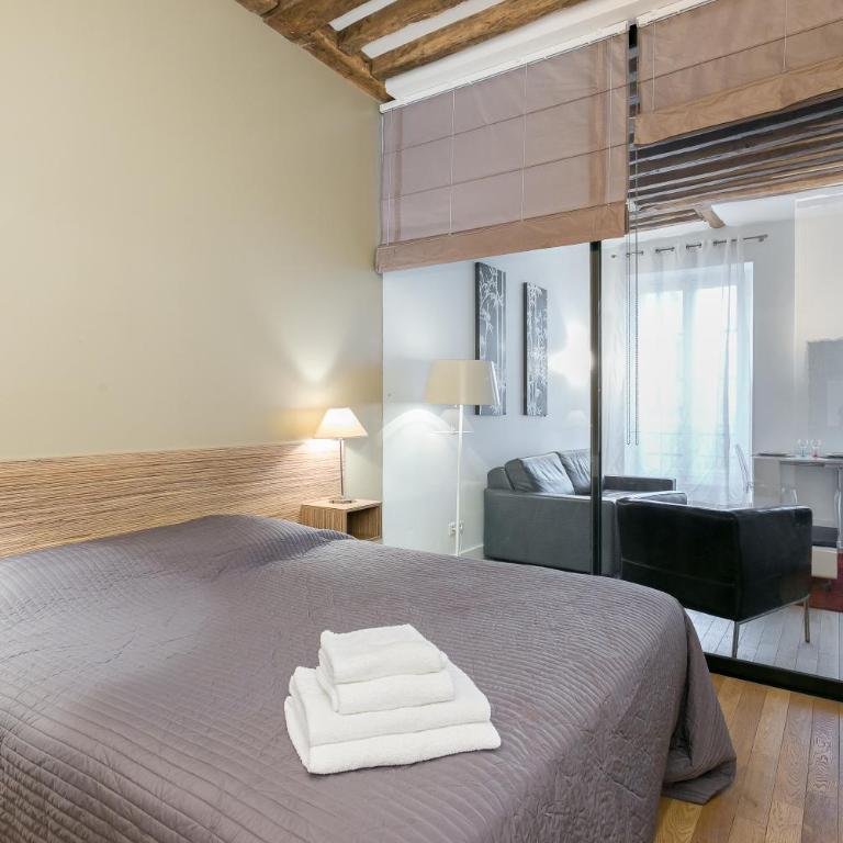 Le Marais Place Sainte Catherine With AC - Appartement Supérieur - 14