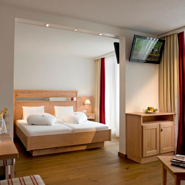 Hotel Quellenhof Leukerbad - Superior Suite - 7