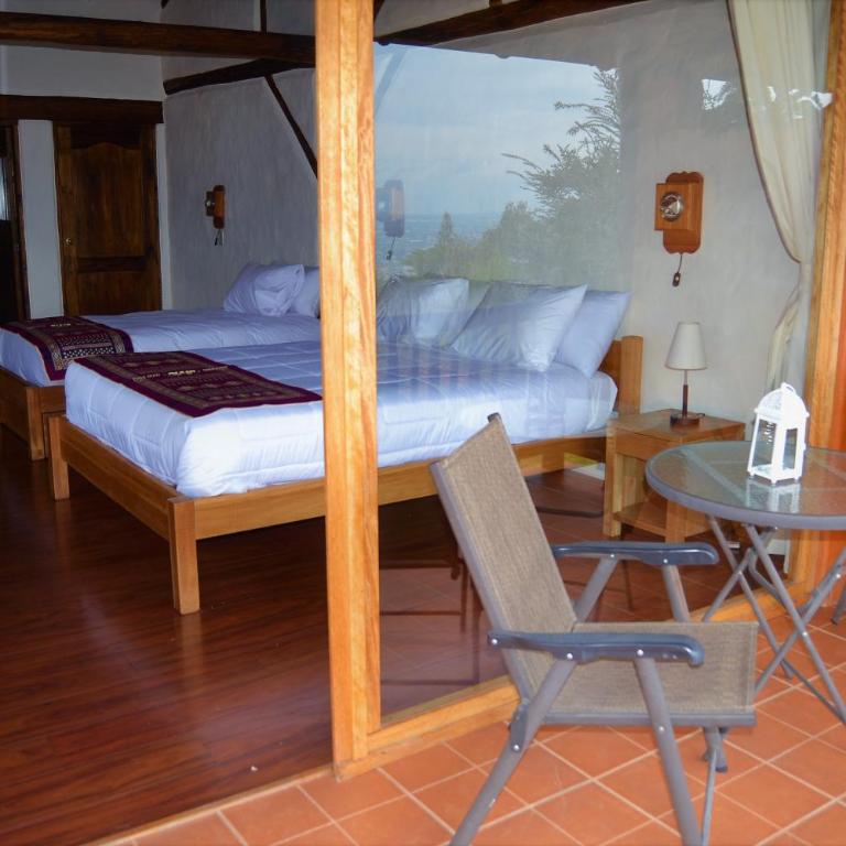 Ilatoa Lodge - Habitación Doble Estándar con vistas al jardín - 2 camas - 3