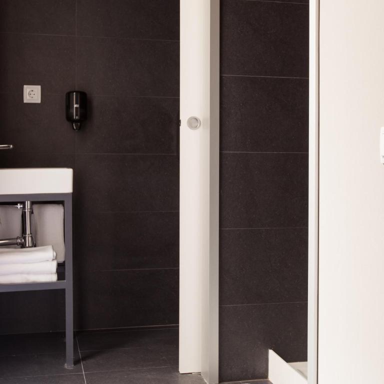 Ecozentric - Economy Double Room - 3