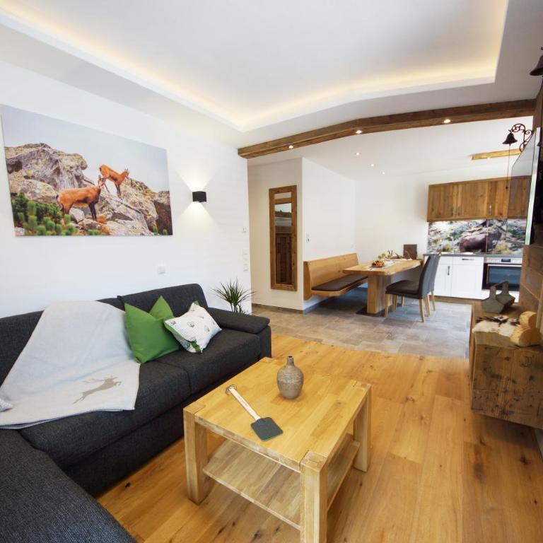 Kaiserappartements-Marie - Apartment mit 2 Schlafzimmern, Terrasse und Balkon - 1. Etage - 3