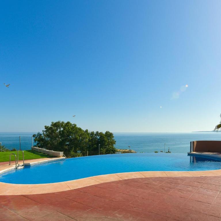 BlueBenalmadena 200meters from the beach with jacuzzi and rooftop terrace - Apartment with Sea View - 4