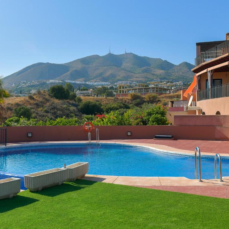 BlueBenalmadena 200meters from the beach with jacuzzi and rooftop terrace - Apartment with Sea View - 5