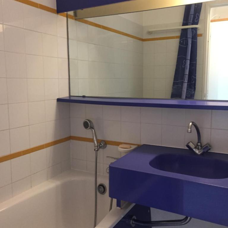 Appartement à Cap Estérel Village Pierre et Vacances Piscines et parking inclus - Studio - 21