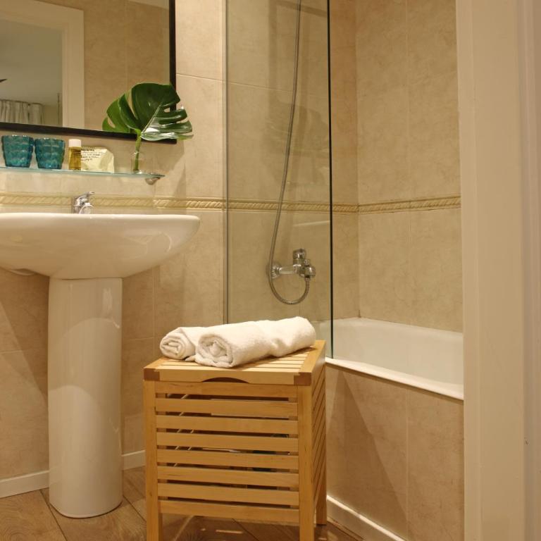 Chic & Basic Lemon Boutique Hotel - Economy Double or Twin Room - 2