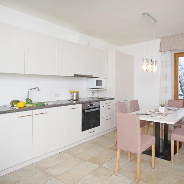 Apartaments - Villa delle Querce - Appartamento su 2 Livelli con Terrazza - 6