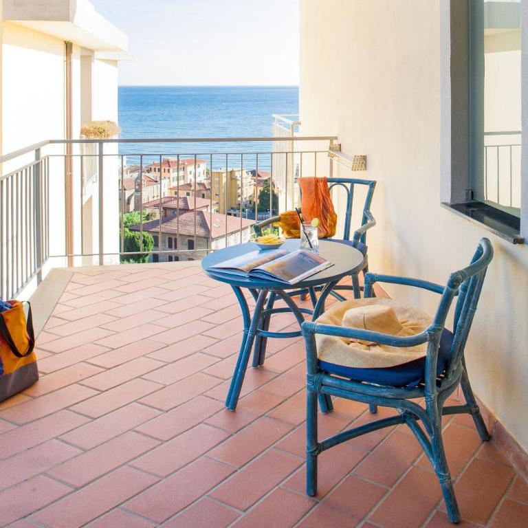 Hotel Metropol - Camera Matrimoniale/Doppia con Letti Singoli con Vista Mare Parziale - 4