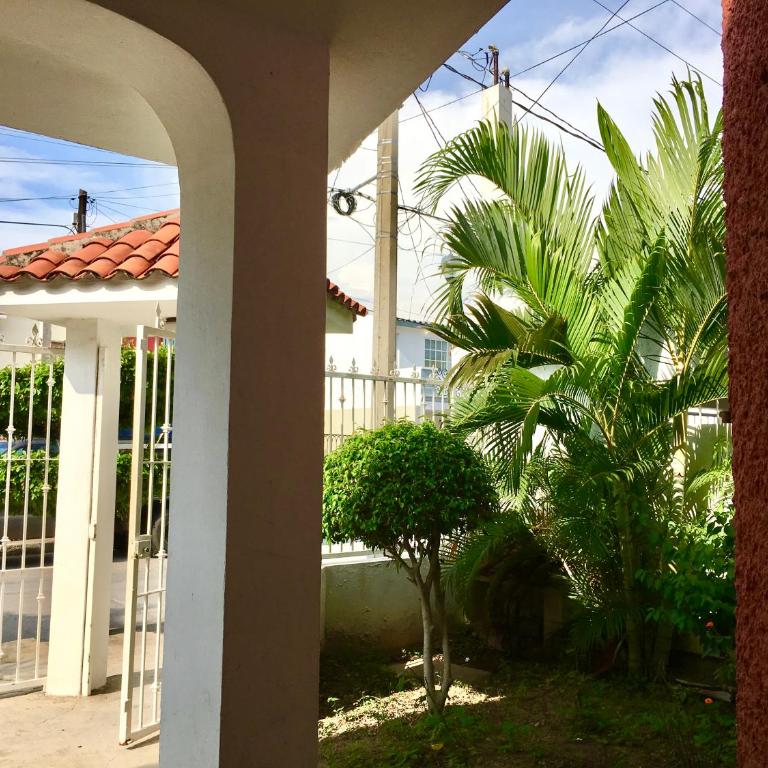 Casa Baraka, Casa Vacacional en Mazatlán cerca de Malecón, Centro Histórico y Playa - Three-Bedroom Townhouse - 27