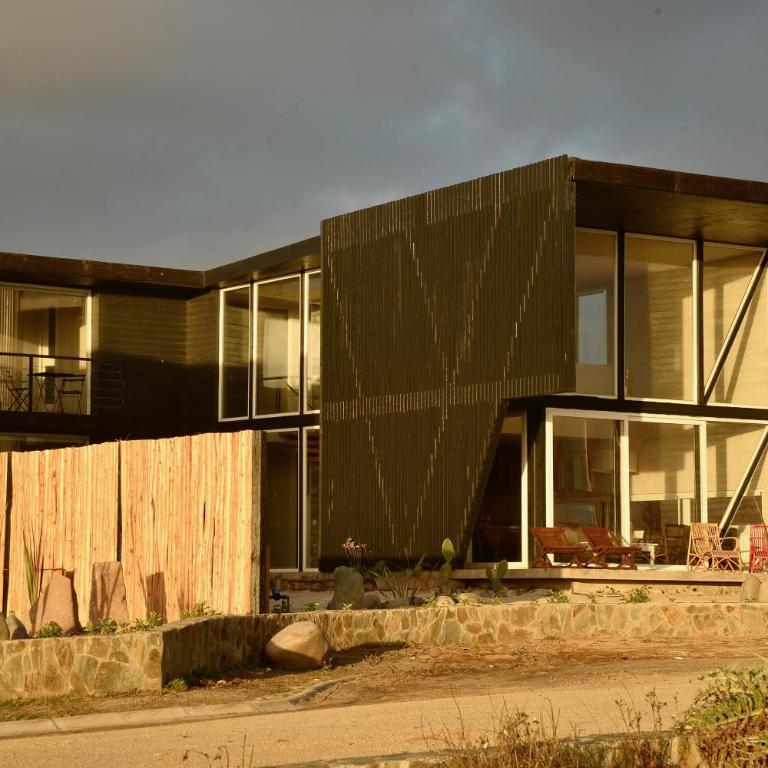 Casas Punta Costanera - Casa Unifamiliar de 3 dormitorios - 2