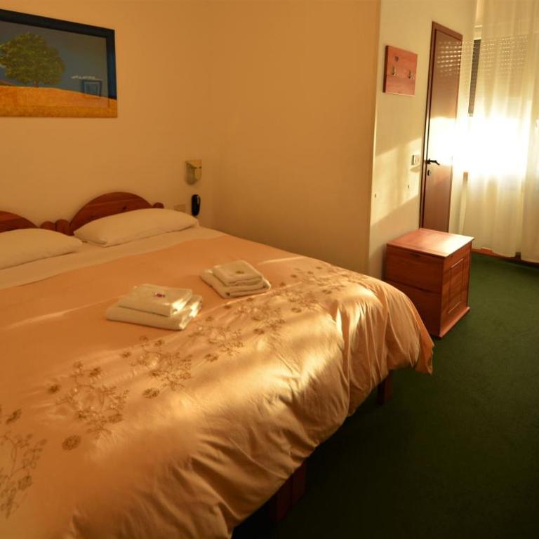 Albergo Alla Valle di Banne - Camera Matrimoniale/Doppia con Letti Singoli - 2