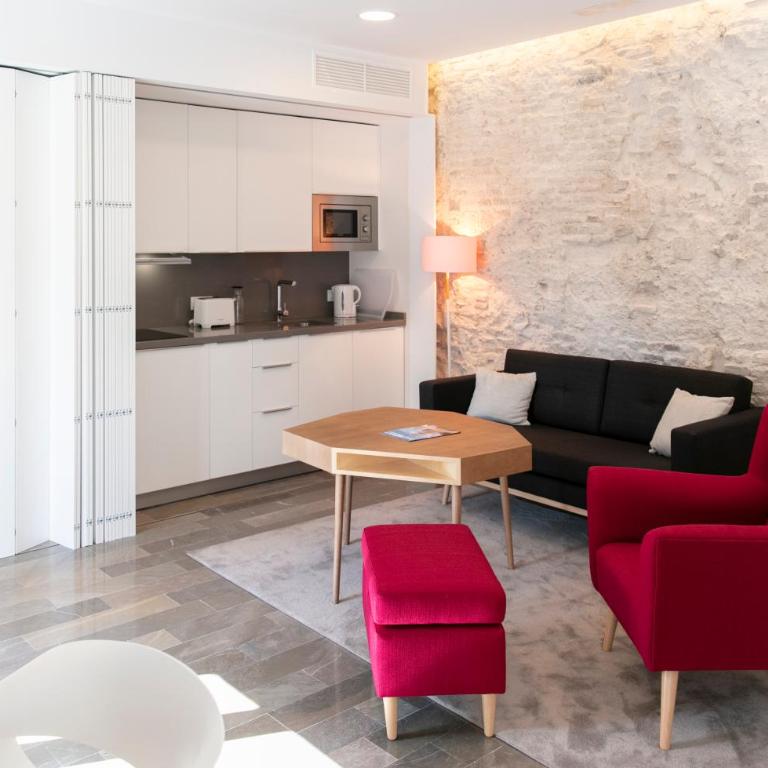 Torre Homenaje Historical Suites - Apartamento con balcón - 11