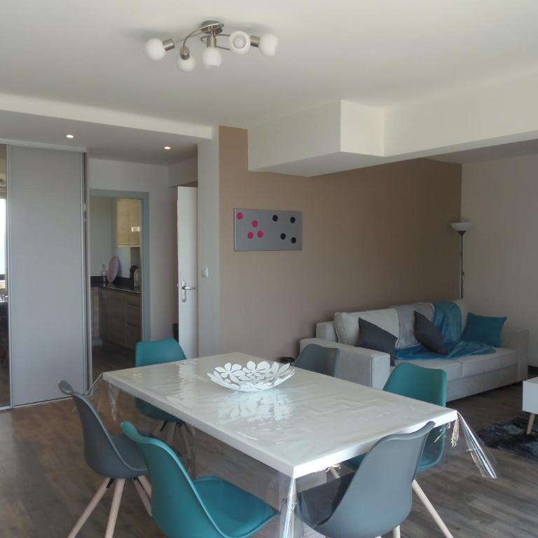 CEJ - Appartement avec Vue sur la Montagne - 10