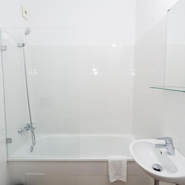 Hostal Argo - Interior Economy Double Room - No View - 4