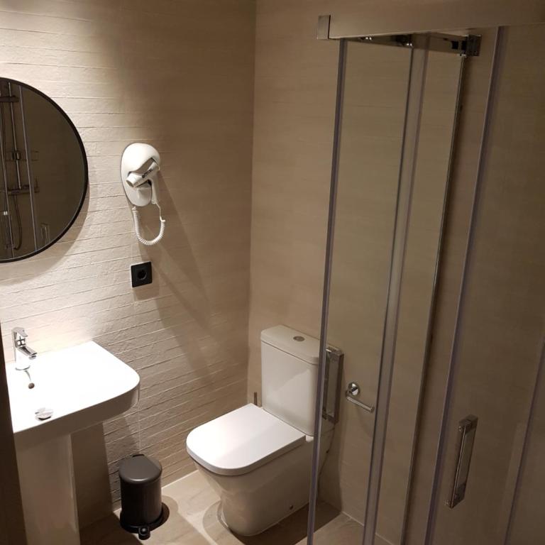 HOTEL TORRENT - Habitación Individual Deluxe con balcón - 4
