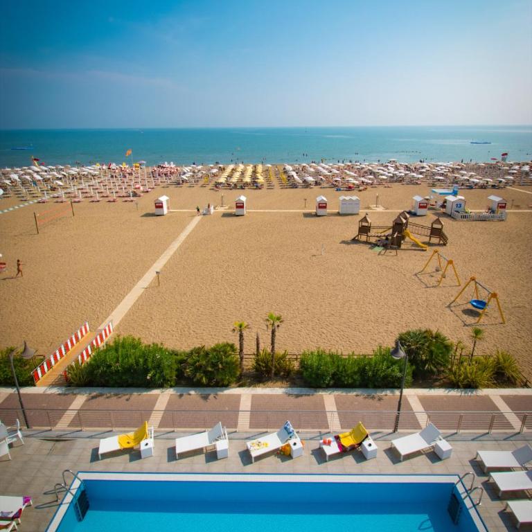 Hotel Delle Nazioni - Adults Only - Camera Tripla con Vista Mare Frontale - 1