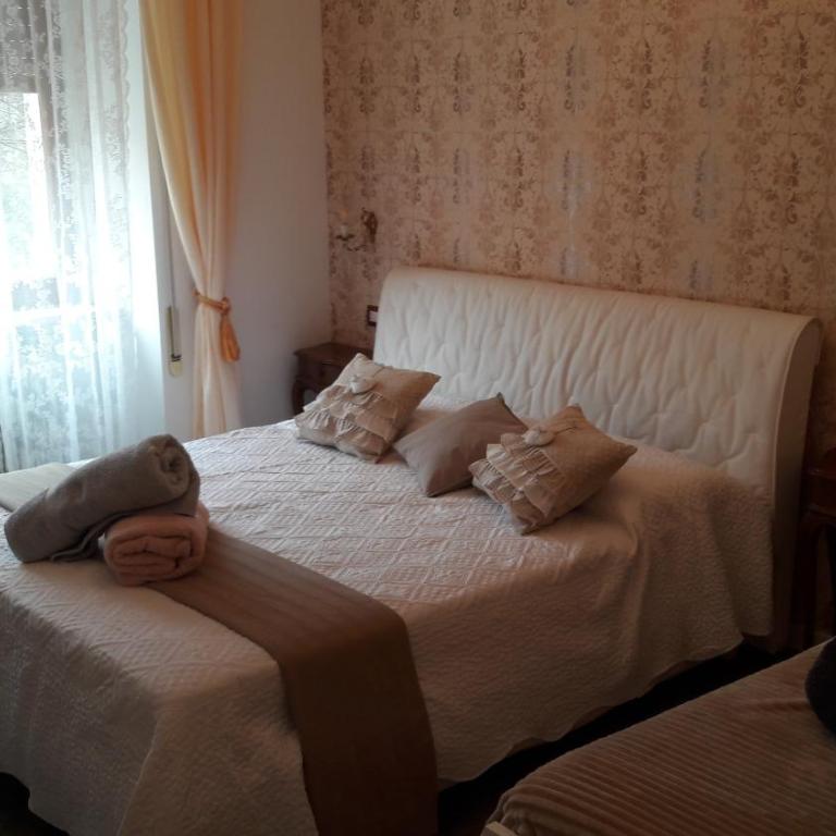 Romeo & Juliet Non-Hotel - Superior Triple Room with Private Bathroom - 10
