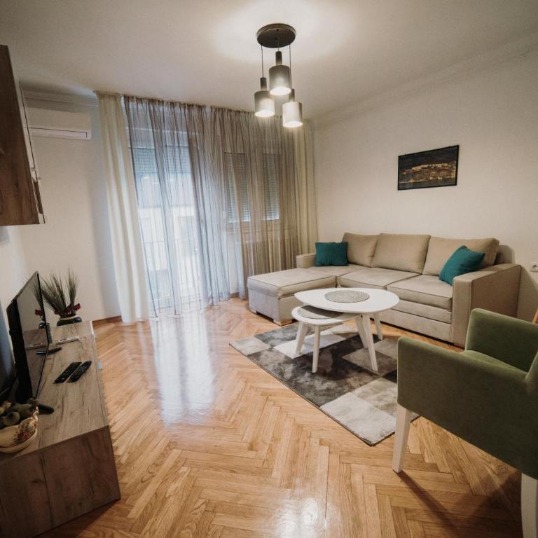 Modern apartment (50m2) in the center of Novi Sad - Apartman - 1