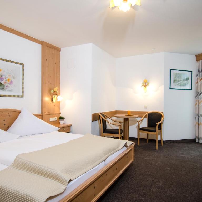 Hotel Garni Subretta - Deluxe Zimmer - 6