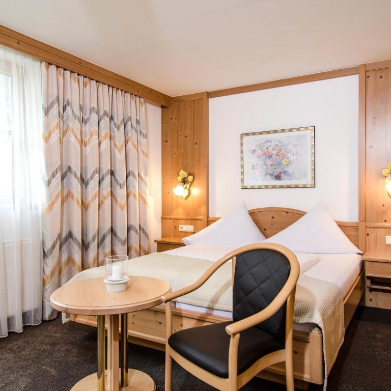 Hotel Garni Subretta - Deluxe Zimmer - 3