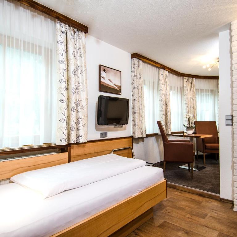 Hotel Garni Subretta - Zweibettzimmer mit Bad - 6