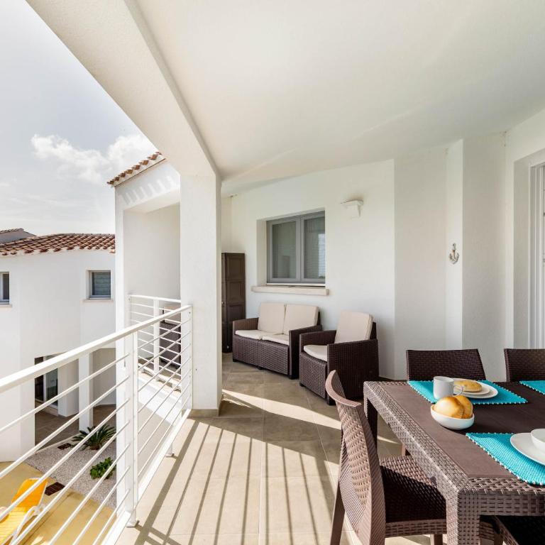 Caneis Apartments - Appartamento con Vista Piscina - 6