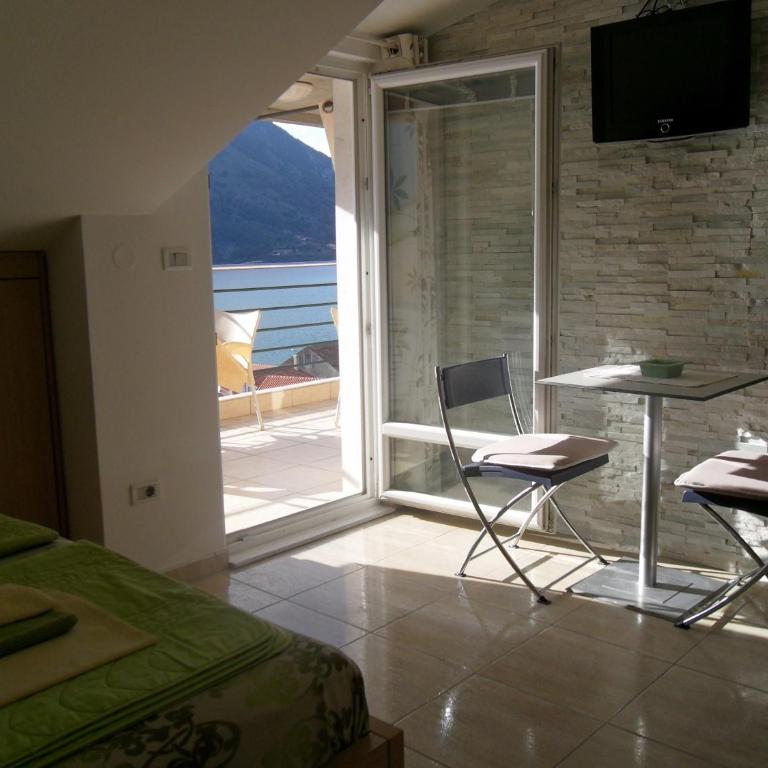 Palma Apartments - Studio with Balcony and Sea View (2 Adults) - 4