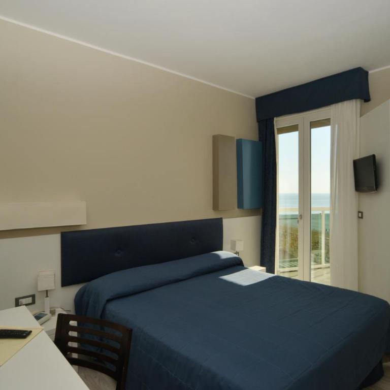 Hotel Anthony - Camera Comfort Matrimoniale/Doppia con Letti Singoli con Balcone e Vista Mare Laterale - 3
