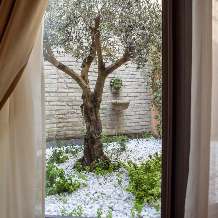 Hotel Rua Frati 48 in San Francesco - Junior Suite - 8