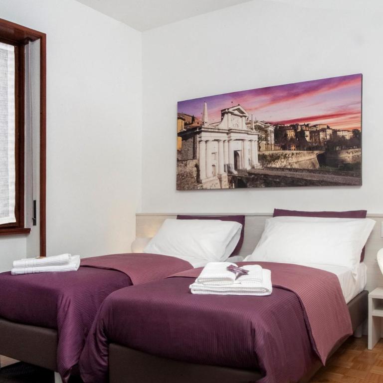 CityWalls Guest House Bergamo - Camera Matrimoniale/Doppia con Letti Singoli con Bagno Privato - 6