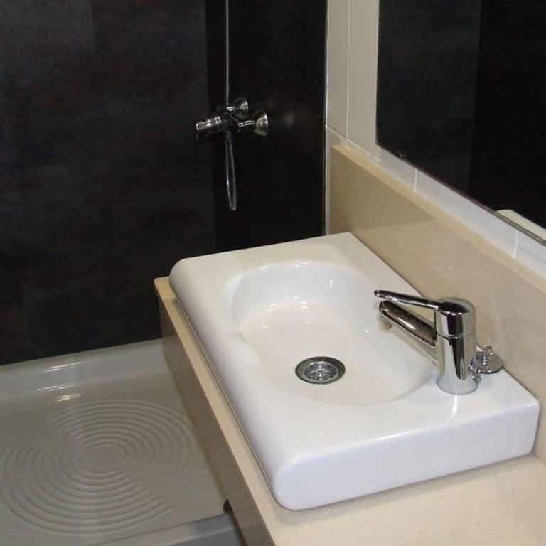 Hostal Larios - Single Room - 11
