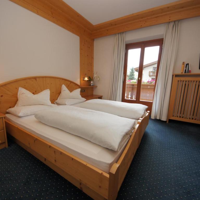 Garnì Tofana - Doppel-/Zweibettzimmer mit Balkon - 1