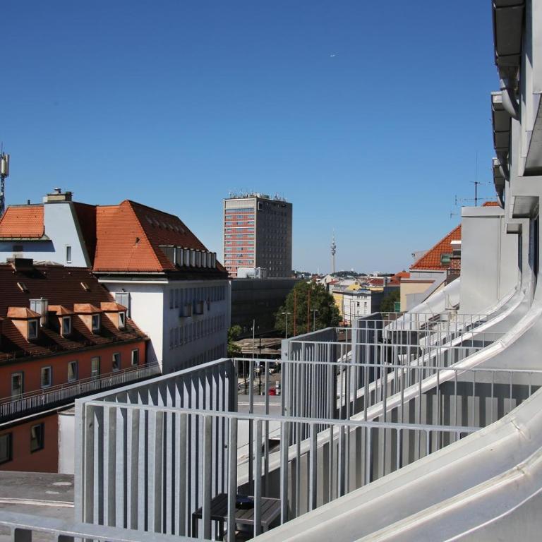 Schiller5 Hotel - Doppelzimmer mit Balkon - 8