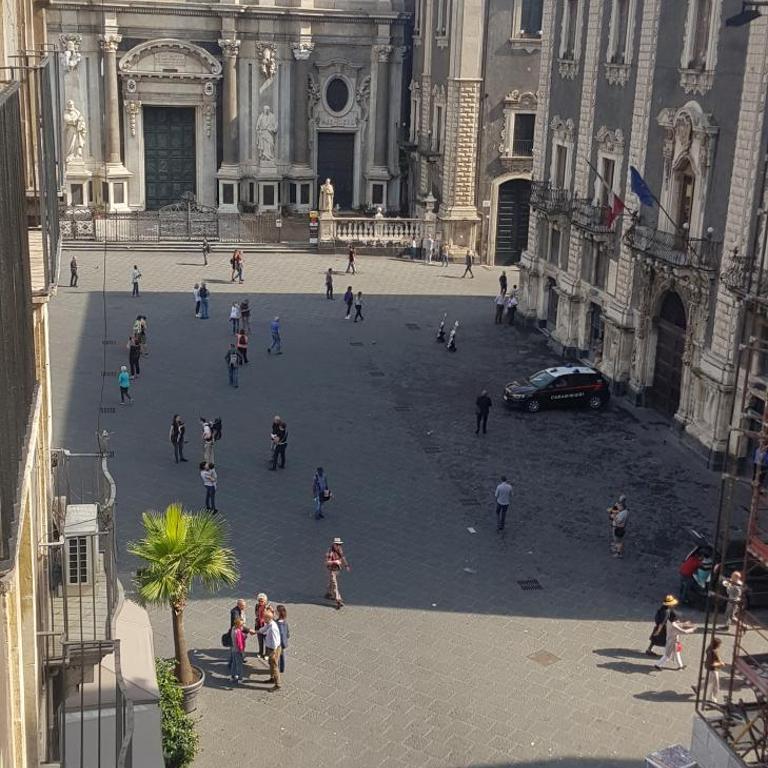 Tre Stelle al Duomo - King Room with Balcony - 12