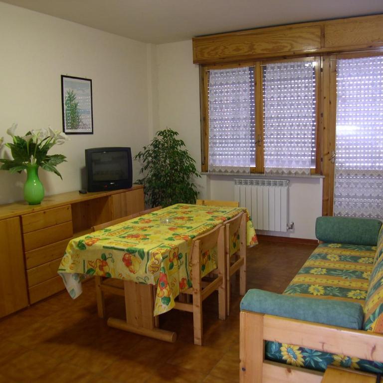 Residence Isola Verde Cisanello - Two-Bedroom Apartment with Balcony - 4
