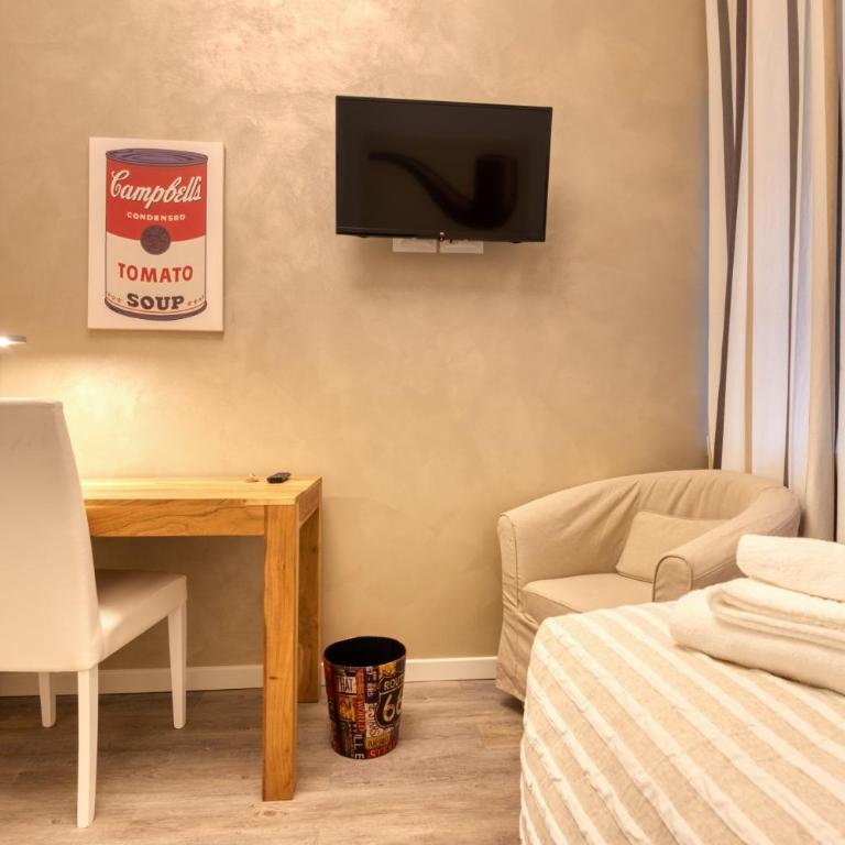 Maison Castelli - Camera Singola con Bagno in Comune - 2