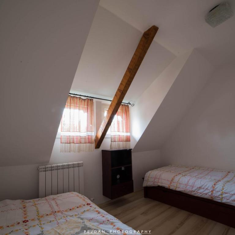 Snežna Kuća Apartments - Two-Bedroom Apartment - 8