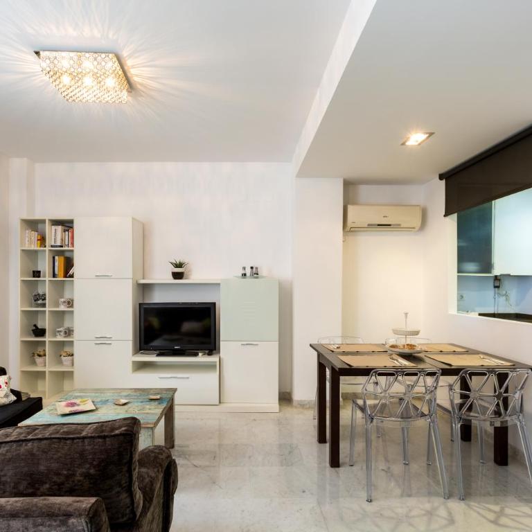 LR2 Private Terrace & Parking Right in the city Center - Apartamento - 17