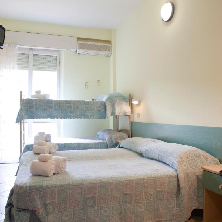 Hotel Sant'Angelo - Camera Quadrupla con Balcone - 16