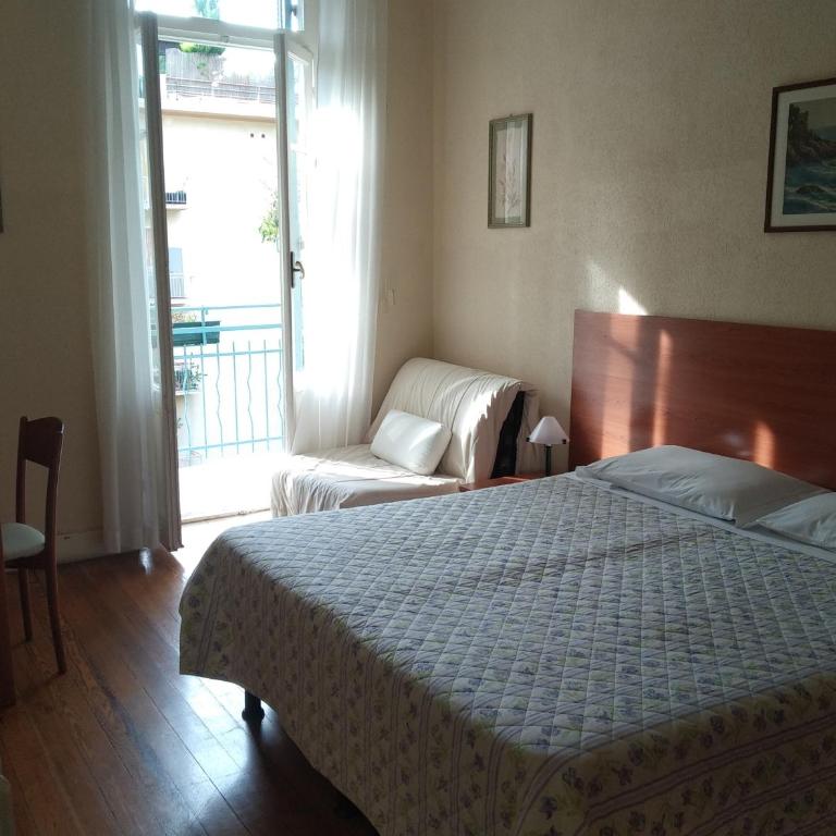Hotel Lucciola - Camera Deluxe (2 Adulti + 1 Bambino) - 6