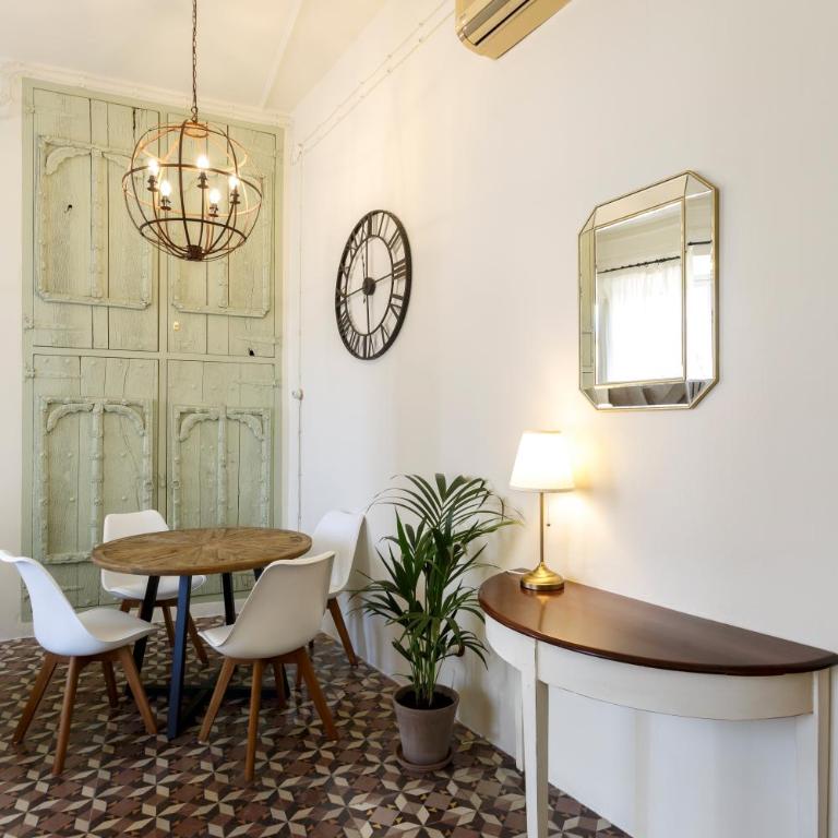 Teatro Suites Málaga - Apartamento Deluxe con balcón - 9
