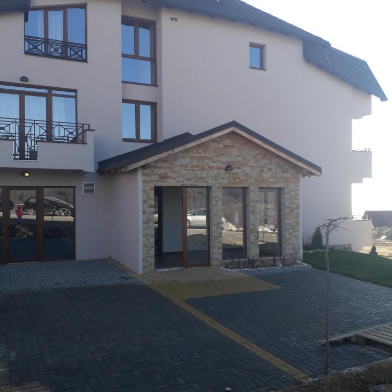 Apartman Lux Kopaonik - Apartment with Mountain View - 6