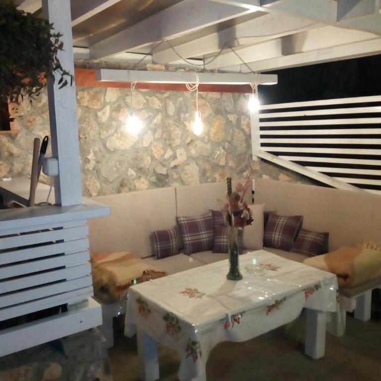 APARTMANI PERGOLO Centar - Studio Apartment - 21