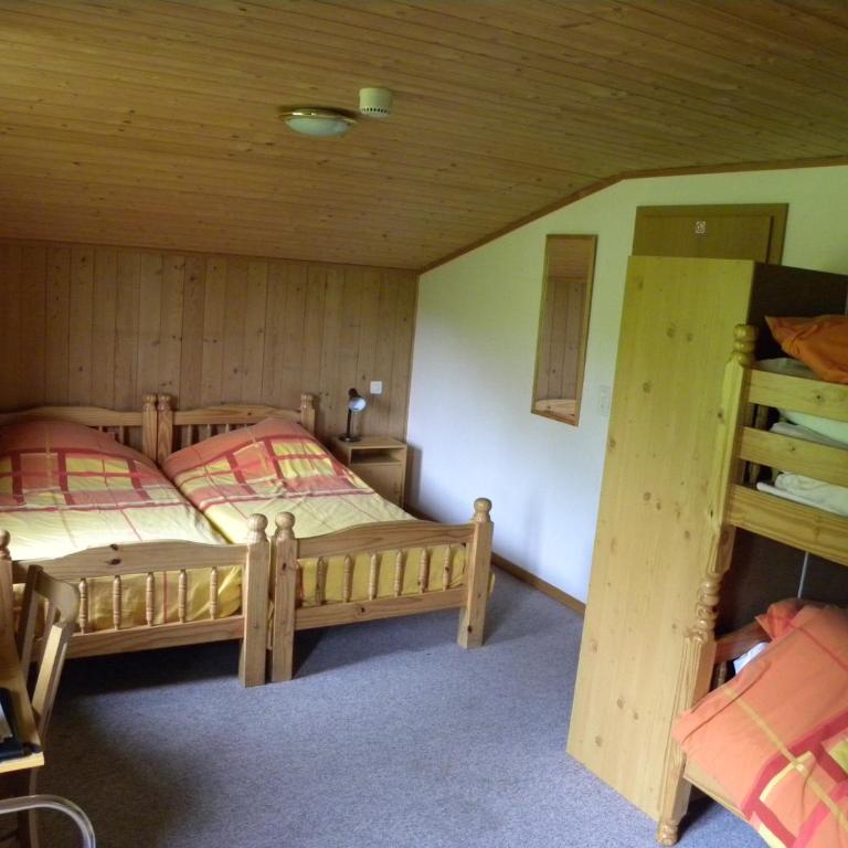 Hotel Restaurant Walliser Sonne - Familienzimmer (2 Erwachsene + 2 Kinder) - 2